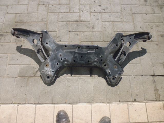 Culla motore Kia Picanto motore G3LA Kia Pica 1.0 benzina 50,7 kw del 2012 con circa 40.000 chilometri. Culla motore Kia Picanto motore G3LA Kia Pica 1.0 benzina 50,7 kw del 2012 con circa 40.000 chilometri.