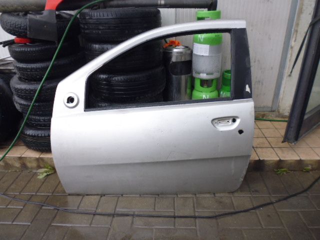 Porta sportello anteriore sinistro Fiat Punto 188 3 porte grigia.
