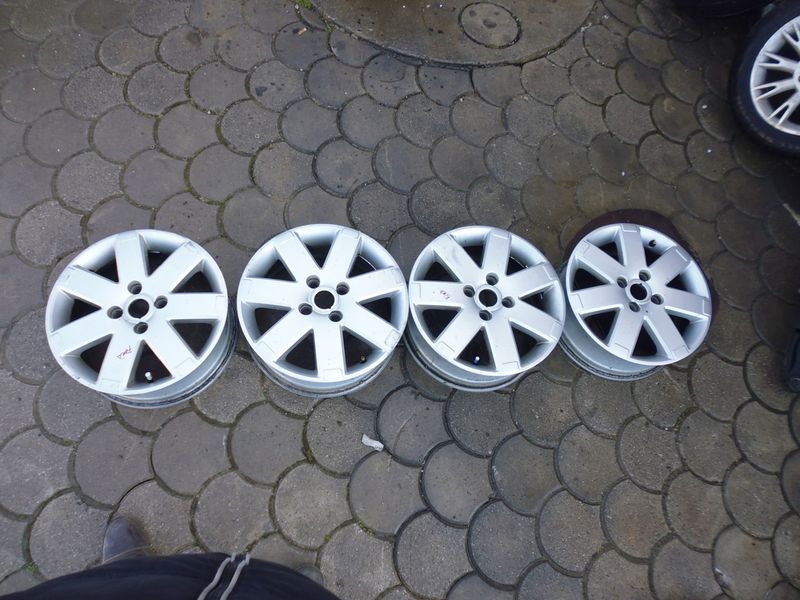 Cerchi in lega Ford 6Jx16 H2 OFF 47,5 serie 4 pezzi.