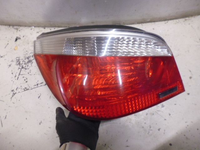 Faro fanale posteriore sinistro BMW 530 D E60 codice 158237-03 6923305.