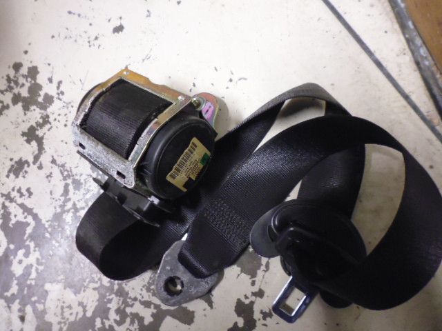 Cintura di sicurezza anteriore sinistra BMW 530 D E60 codice 601629600.