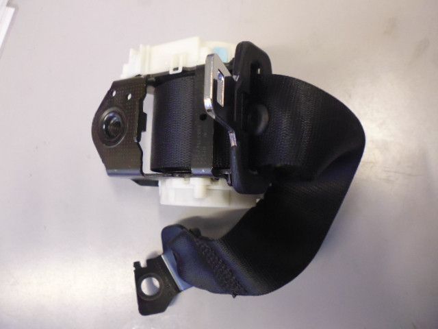 Cintura di sicurezza posteriore centrale BMW 530 E60 codice 33005895 33038635.