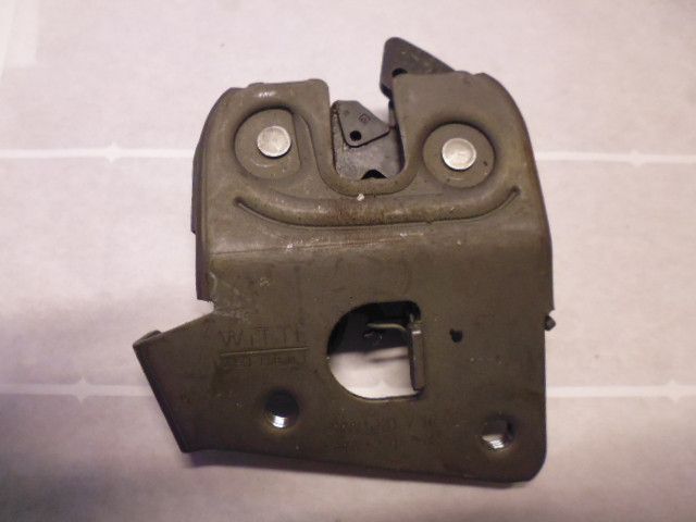 Aggancio sedile posteriore lato destro BMW 530 E60 codice 52207112864 52207119460.