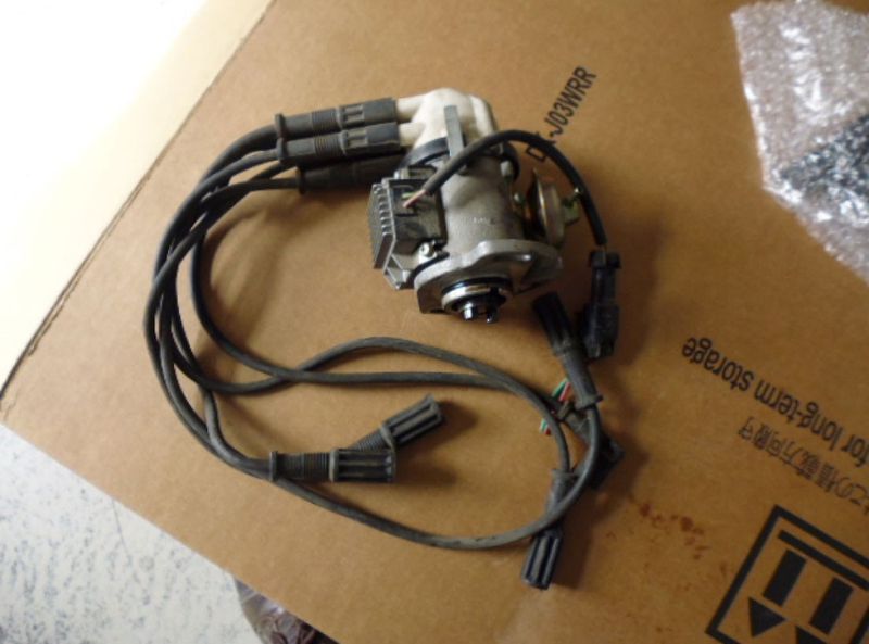 Spinterogeno originale completo con cavi candele per motore Fiat Fire 1.1 cc. 160A3000.