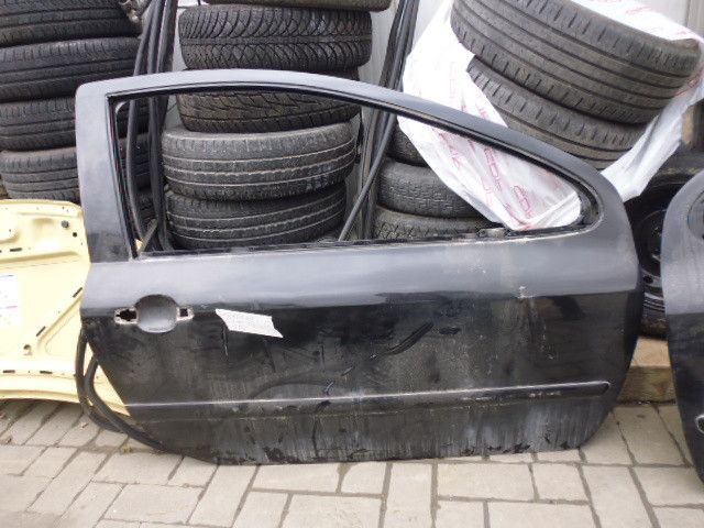 Sportello porta anteriore destra lato passeggero Peugeot 307 3 porte.