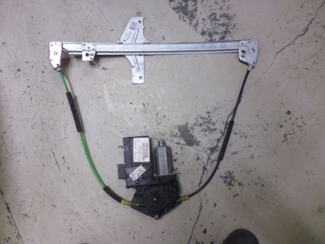 Alzacristallo alzavetro anteriore sinistro Peugeot 307 3 porte codice ricambio 9637131280.