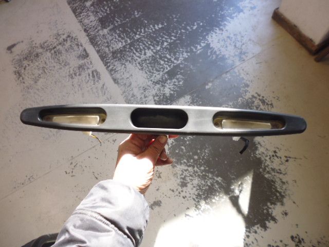 Luci Targa Lancia Y Elefantino 2002 codice ricambio 714061000.