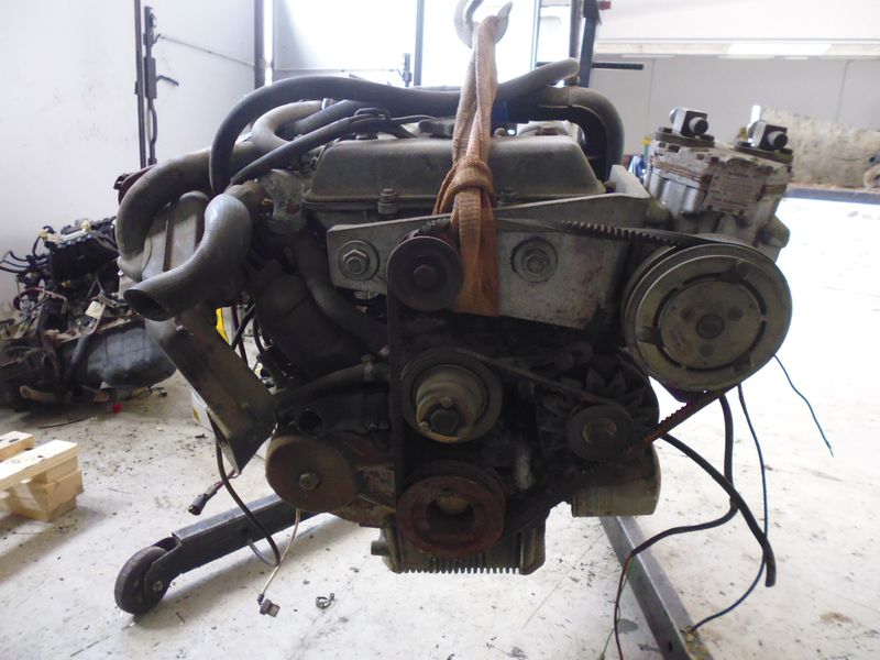 Motore Alfa Romeo Alfetta Quadrifoglio ORO 2.0 benzina con iniezione SPICA codice motore AR01674.