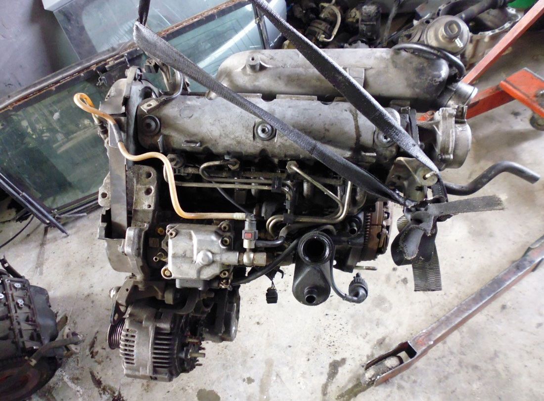 Motore Renault Scenic 1.9 DTI 8v codice F9QA736.