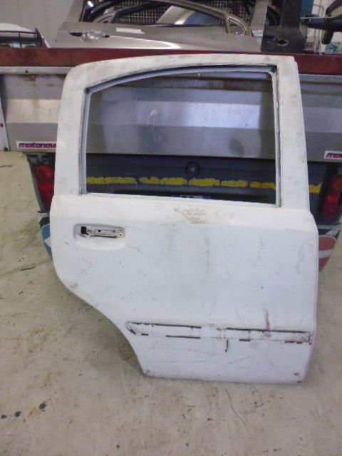Sportello porta posteriore destra lato passeggero Fiat Panda seconda serie 169 bianca.