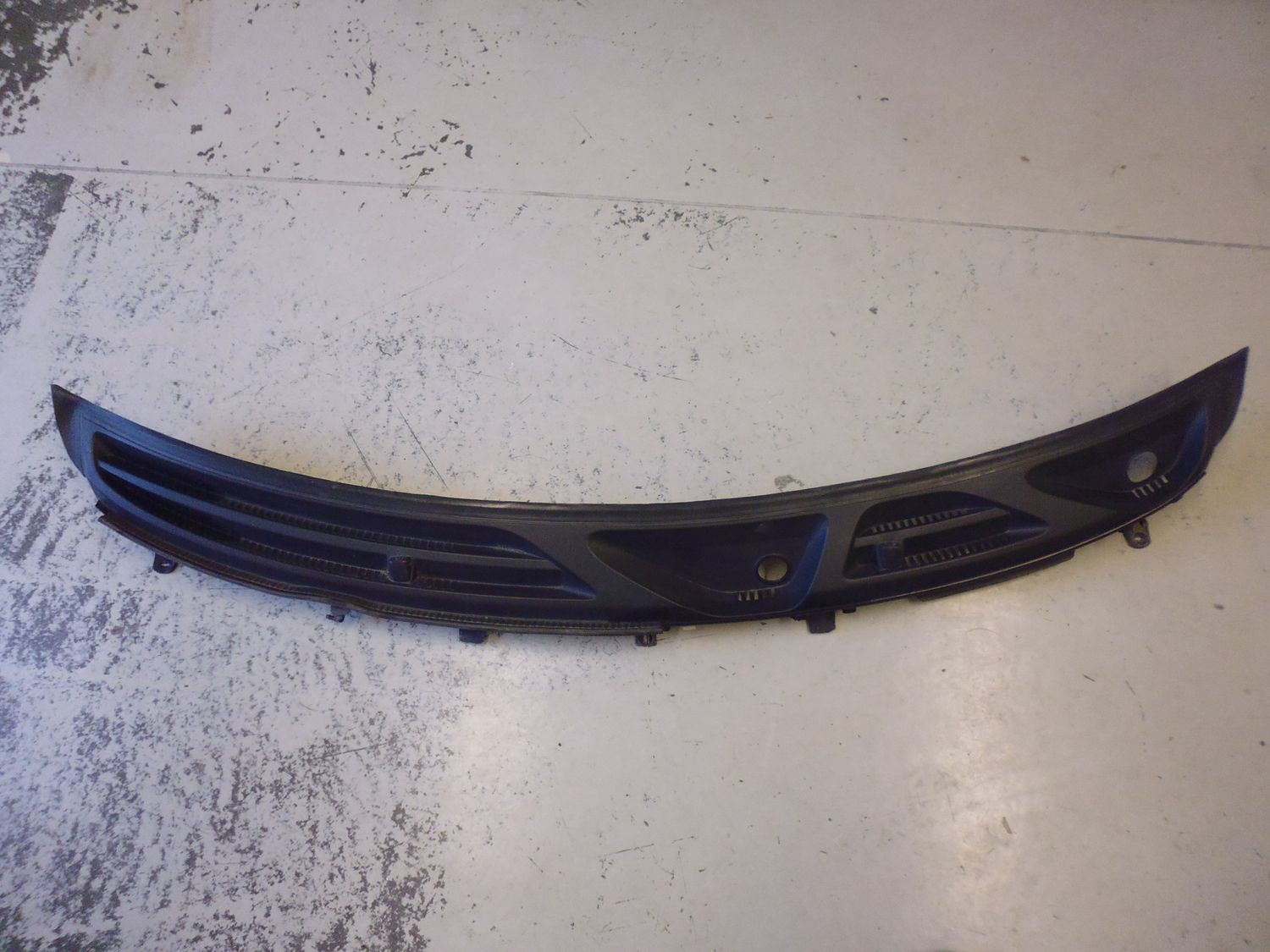Gocciolatoio plastica sotto parabrezza Fiat Panda seconda serie 169.