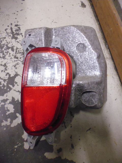 Catarifrangente destro (lato passeggero) per paraurti posteriore Kia Picanto 2012.