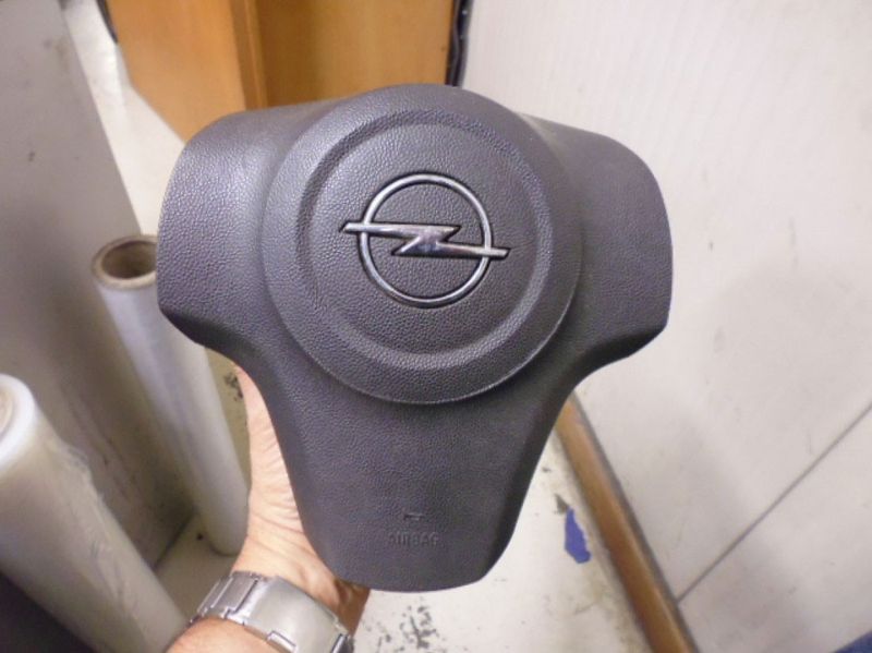 Airbag volante Opel Corsa D codice ricambio PA25060044.