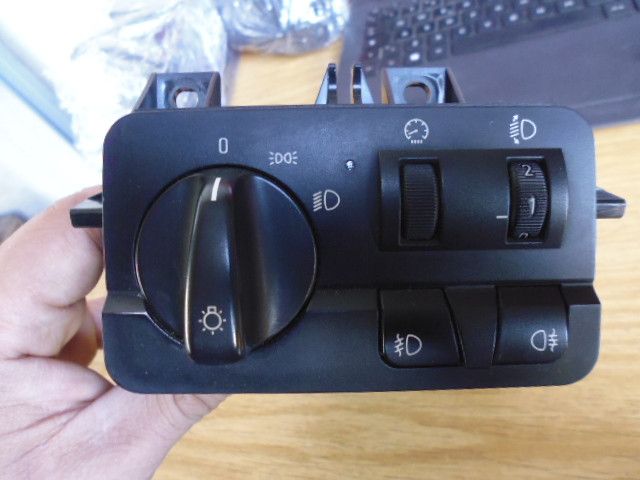 Comando accensione luci BMW serie 3 E46 codice 61.31-6901428 61316901428 086480050.