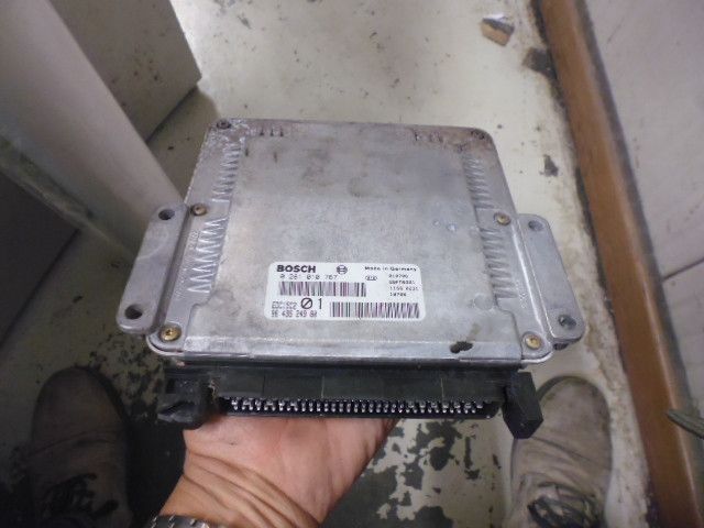 Centralina motore Bosch 0281010767 9643524880 EDC15C2 Peugeot 307 2.0 HDI. Centralina motore Bosch 0281010767 9643524880 EDC15C2 Peugeot 307 2.0 HDI.