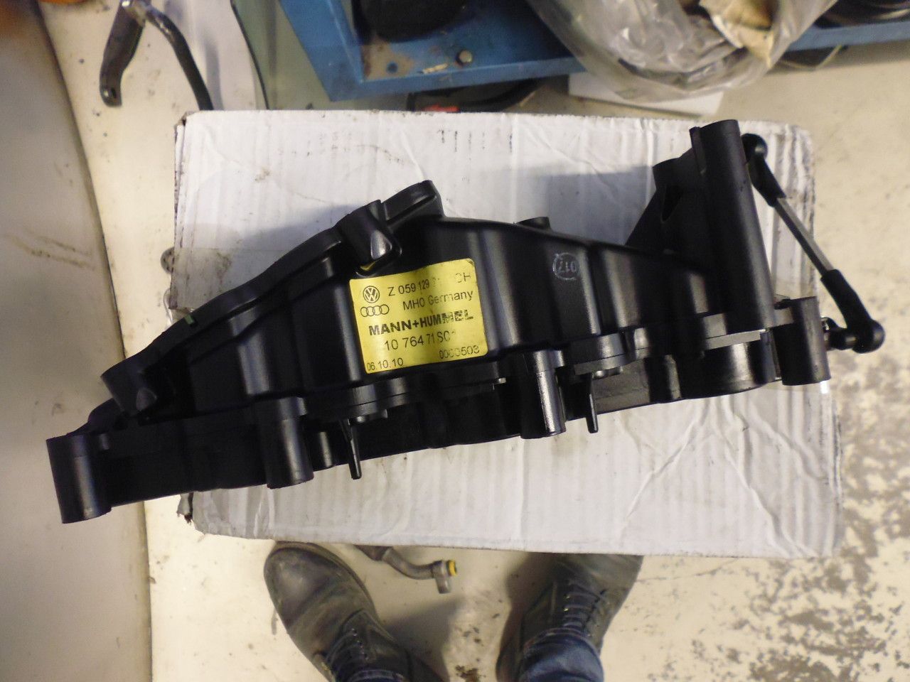 Collettore aspirazione Z059129711CH 1076471S01 per Audi A6 c6 A4 b8 A5 motore 3.0 TDI.