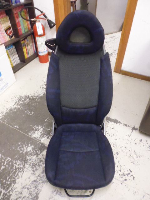 Coppia sedili Smart Fortwo utili anche per elaborazione fuoristrada.