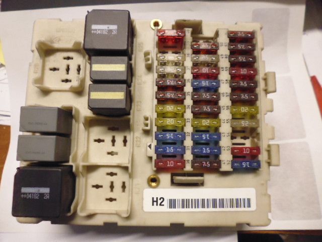 Centralina fusibili 518783402 Ford Focus 1.8 Tdci prima serie.