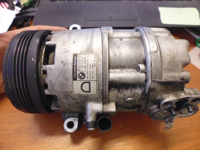 Compressore aria condizionata BMW serie 3 E46 codice 64526905643 3R41045010.