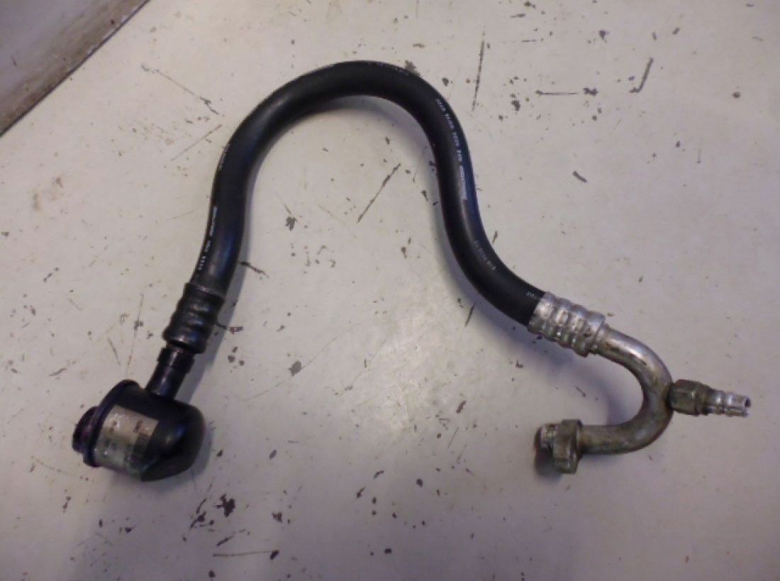 Tubo aria condizionata A6112300856 Mercedes C 220 CDI W203.