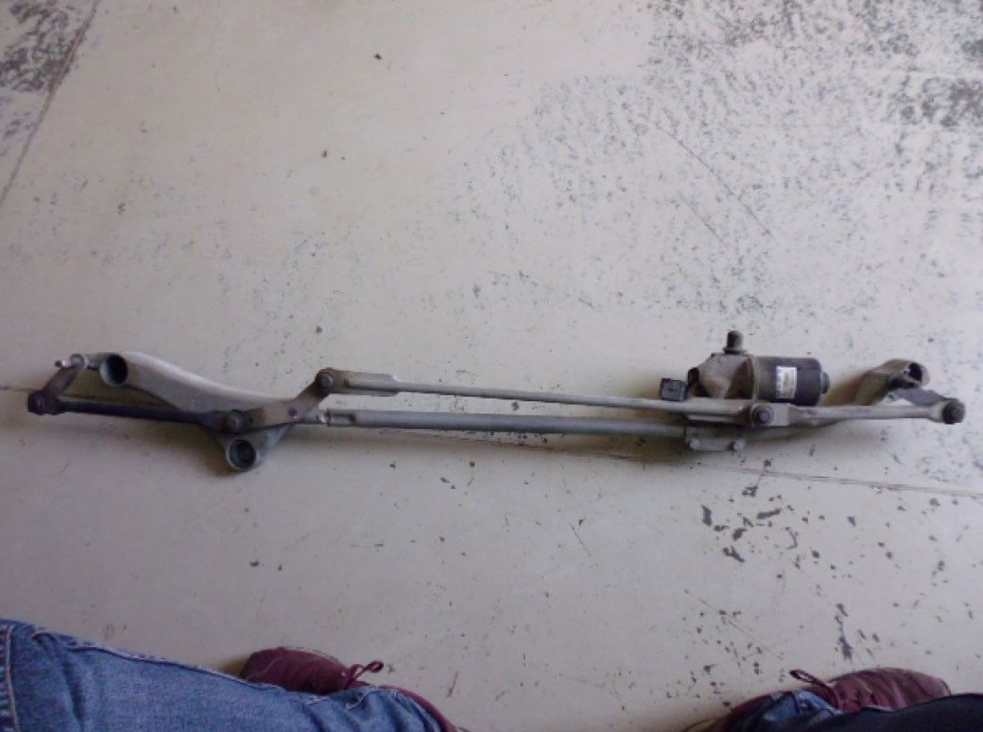 Motorino tergicristallo anteriore completo di tandem stampella leveraggio A1698200300 per Mercede A 180 CDI W169.