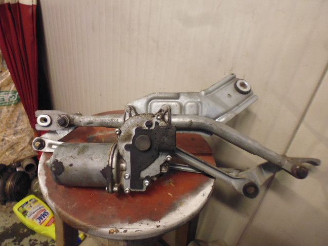Motorino tergicristallo completo di tandem leveraggio stampella Valeo 404.978 per Fiat Grande Punto EVO.