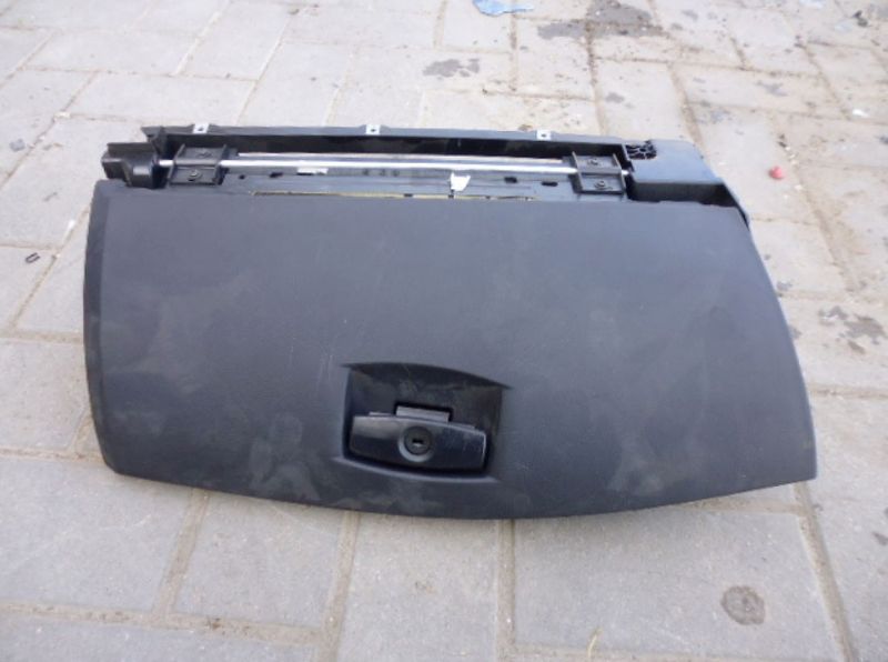 Cassetto portaoggetti BMW 530 D E60.