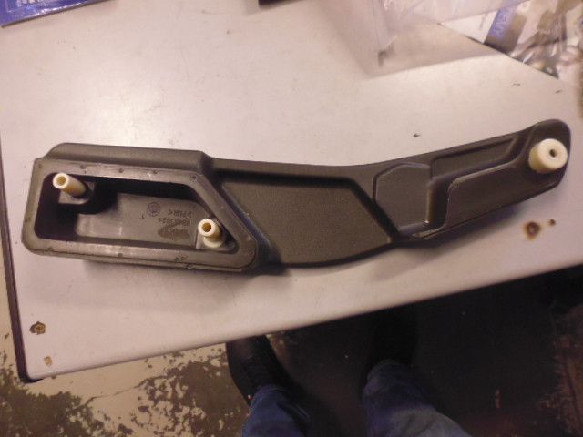 Maniglia tiraporta interna destra 98463024 IVECO EUROCARGO.