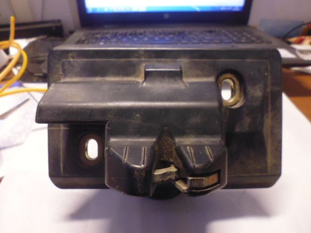 Serratura chiusura portellone cofano posteriore Mercedes W202.
