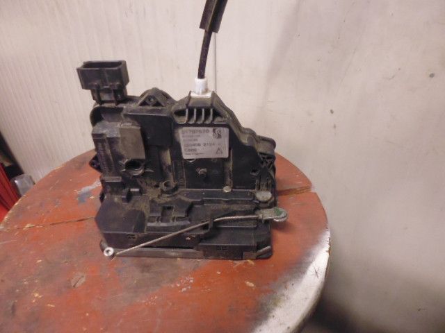 Serratura sportello porta posteriore destra 51797570 Fiat Grande Punto EVO.