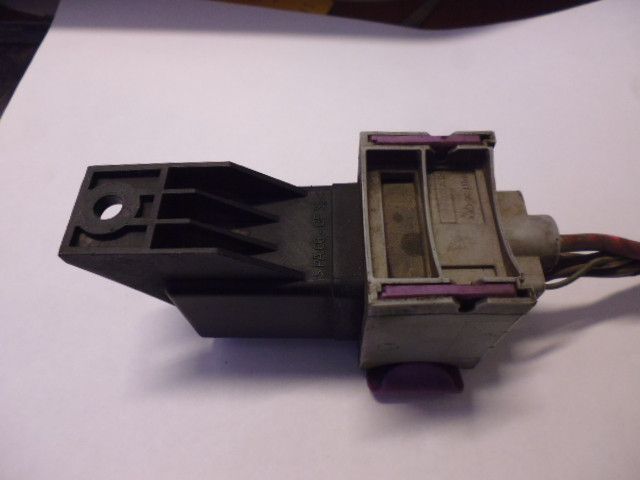 Centralina preriscaldo candelette Bosch 0281003050 8200798585 Renault Megane III 1.9 dci.