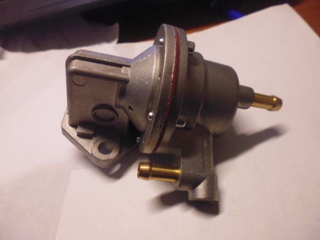 Pompa benzina Hoffer HPOC698 Fiat Campagnola motore 2.0 dal 1974 al 1989 codice ricambio Fiat 7564782.