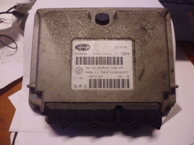 Centralina motore IAW 4AF.SS Fiat Panda seconda serie 169 motore 1.1 benzina. Centralina motore IAW 4AF.SS Fiat Panda seconda serie 169 motore 1.1 benzina.