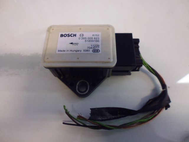 Centralina sensore imbardata ESP 51859166 Bosch 0265005823 per Fiat Grande Punto EVO.
