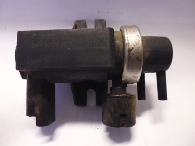 Attuatore valva regolazione pressione turbo Pierburg 7.28328.00 9645029180 per vetture Ford Peugeot Citroen.