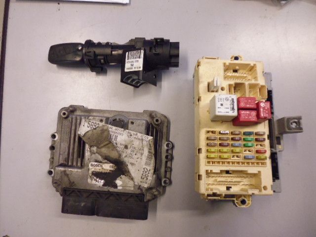 Kit avviamento accensione Fiat Bravo 2007 - 2010 motore 1,9 MJET 88 kw Kit avviamento accensione Fiat Bravo 2007 - 2010 motore 1,9 MJET 88 kw