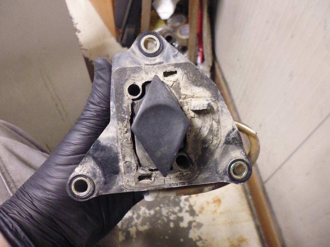 Pulsante apertura portellone posteriore Renault Clio II 2005 - 2012