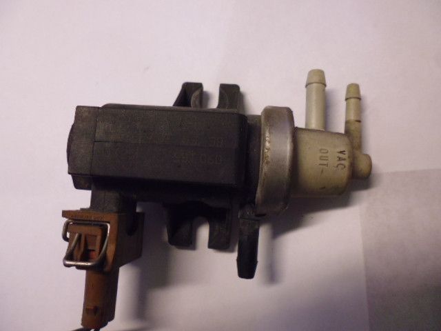 Attuatore valva regolazione pressione turbo 1H0906627A 7.21903.25 per vetture Volkswagen 1.9 TDI.