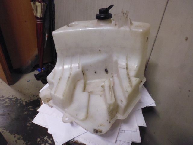 Vaschetta acqua tergicristallo Fiat Panda 141 prima serie usata.