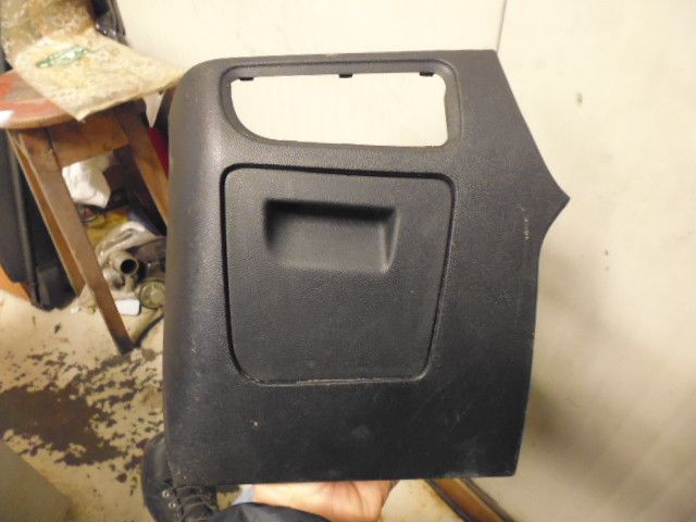 Cassetto vano portaoggetti sinistro 735485850 Fiat Grande Punto EVO.