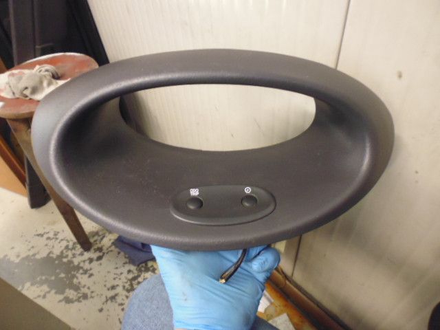Mascherina rivestimento quadro strumenti Toyota Yaris prima serie codice 55411-52010. Mascherina rivestimento quadro strumenti Toyota Yaris prima serie codice 55411-52010.