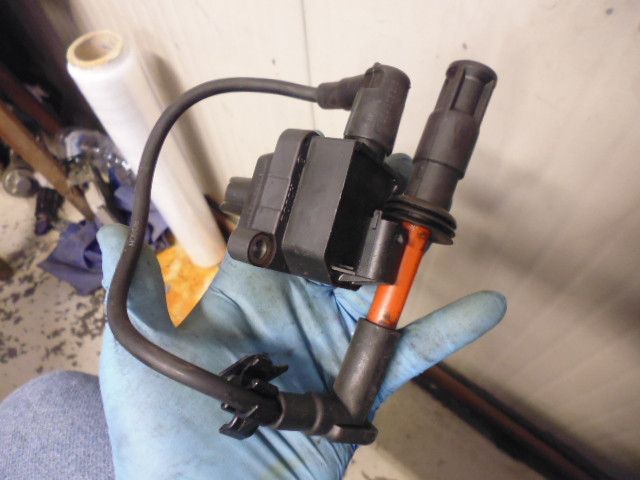 Bobina 1227030062 Alfa Romeo 146 motore AR33503 cilindrata 1.4 benzina.