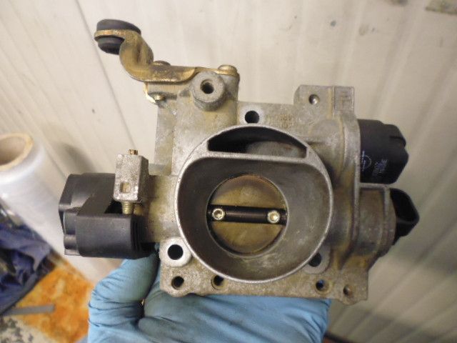 Corpo farfallato valvola a farfalla 36SXFE1 C146 Fiat Punto seconda serie 188 motore 1.2 benzina 8V.