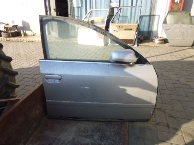 Sportello porta portiera anteriore destro lato passeggero Audi A6 Avant