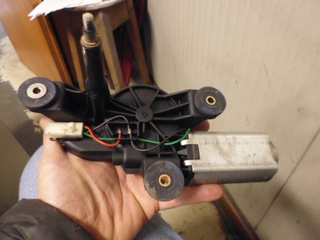 Motorino tergilunotto Denso 66350000 per Fiat Punto 188 5 porte.