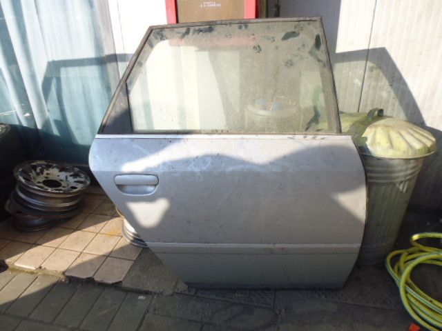Sportello porta portiera posteriore destro lato passeggero Audi A6 Avant