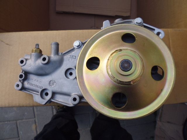 Pompa acqua 7701466419 originale Renault per R. 5 - Super 5 - Clio IÂ° serie - 9 - 11 - 19 - 21.
