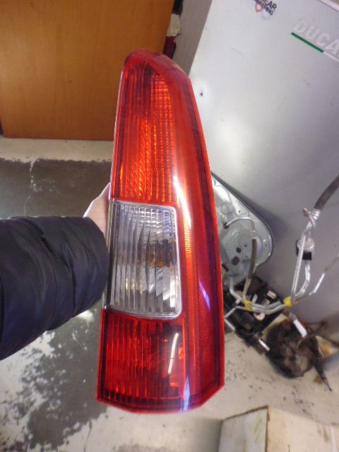 Faro posteriore destro superiore Volvo V70 seconda serie.