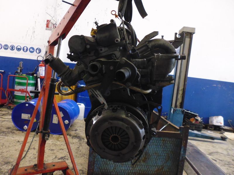 Motore usato AUB per Volkswagen Polo 6N del 2001 cilindrata 1.390 cc. 16V benzina 74 kw
