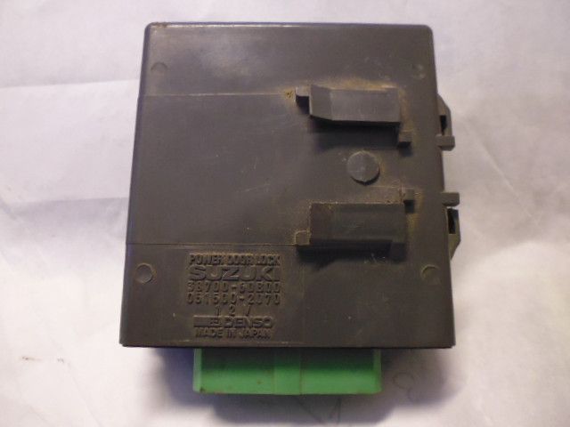Centralina chiusura centralizzata POWER DOOR LOCK 38700-60B00 051500-2070 12v Suzuki Vitara.